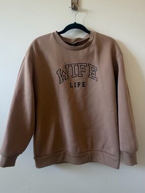 Wife Life Graphic Crewneck Sweatshirt - Taupe